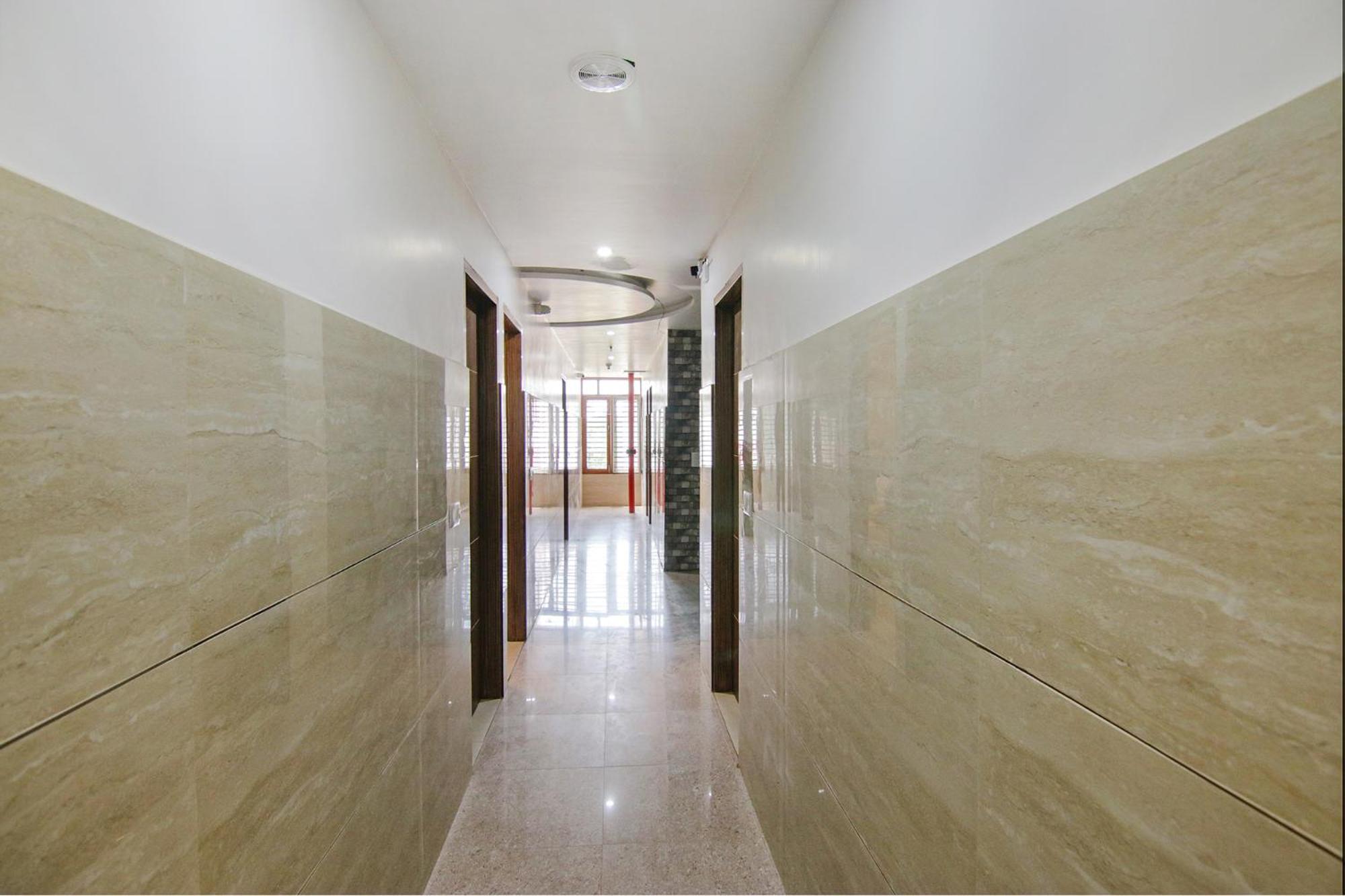 Fabhotel Meridian Inn Mohali Exterior foto