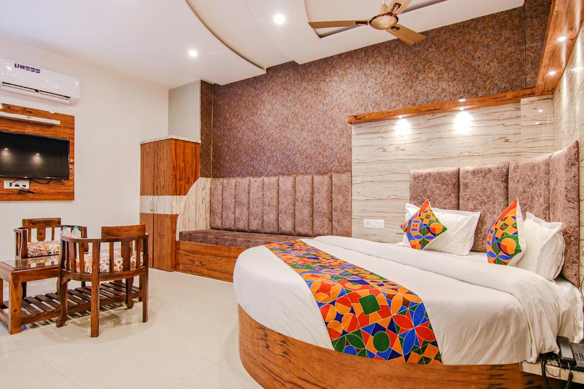 Fabhotel Meridian Inn Mohali Exterior foto